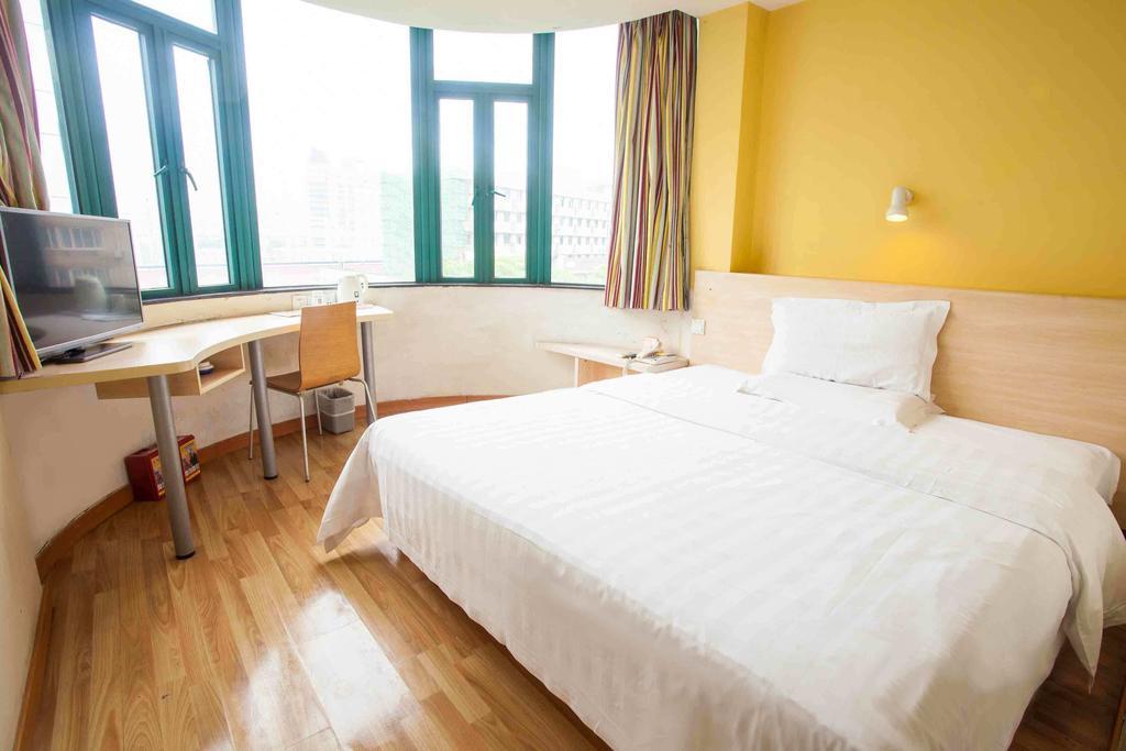 7Days Inn Heyuan Cultrual Palace Renren Le Phòng bức ảnh